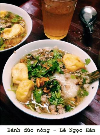 Bánh đúc nóng Lê Ngọc Hân