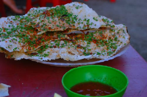 Bánh tráng nướng bò khô.