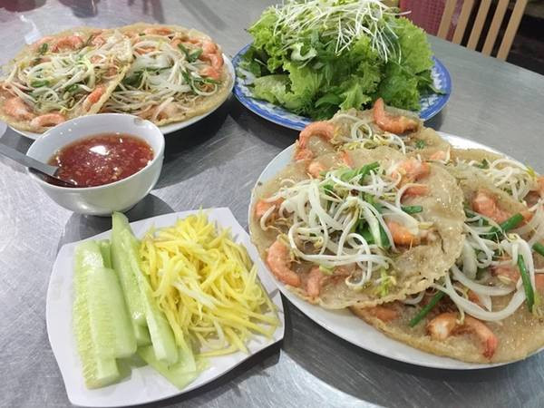 Bánh xèo tôm nhảy Bình Định