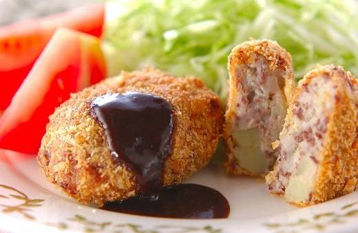 Beef Korokke - bánh khoai tây thịt bò