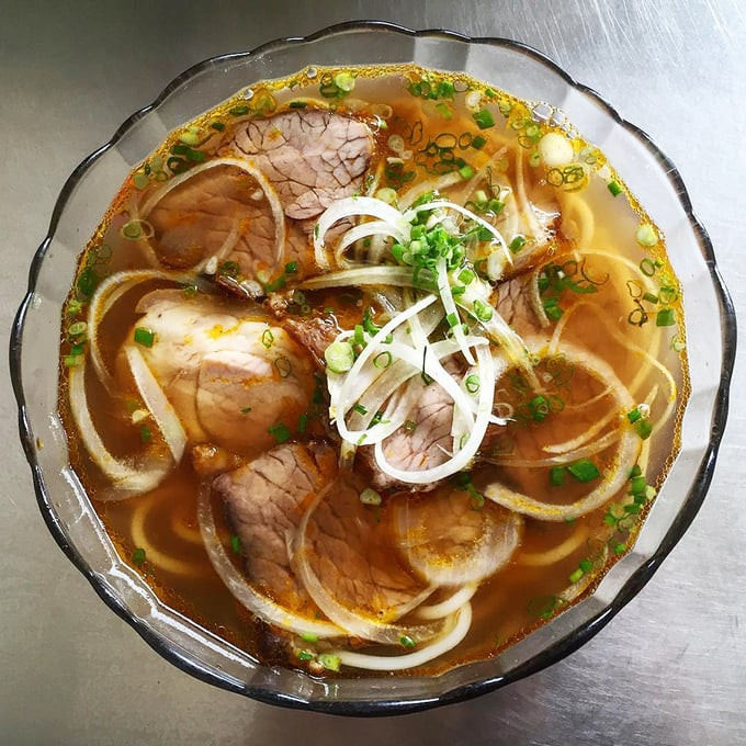 Bún bò Huế