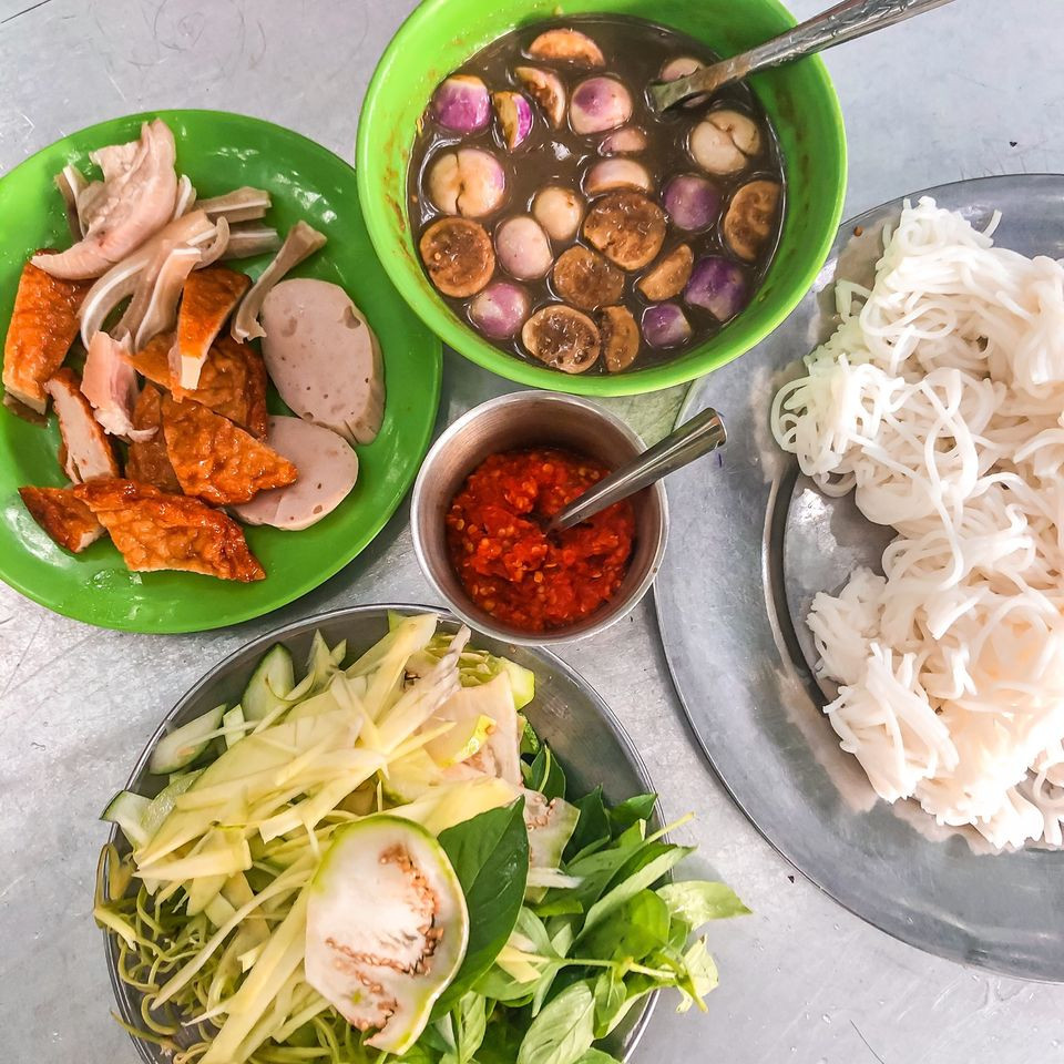 Bún mắm nêm