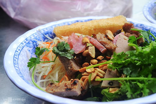 Bún nem nướng