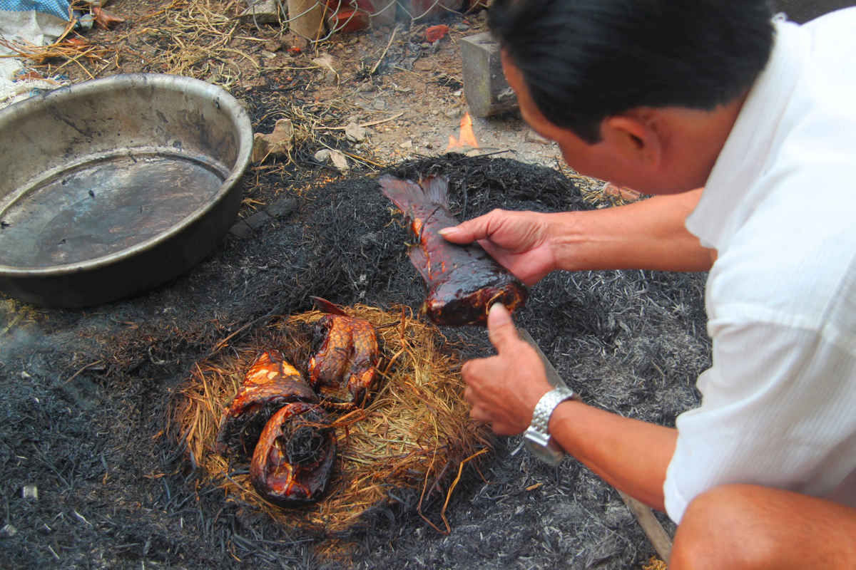 Cá nướng úp chậu