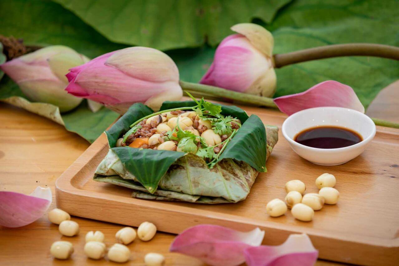 Cơm hạt sen. Ảnh: datsenhong.