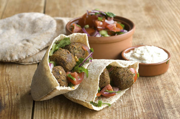 Falafel - món chả đậu chiên giòn.