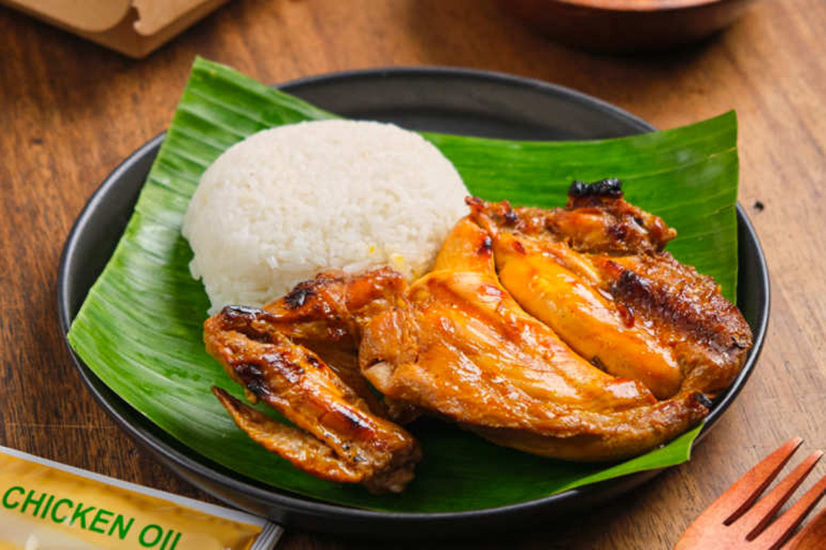 Inasal na Manok ăn kèm cơm