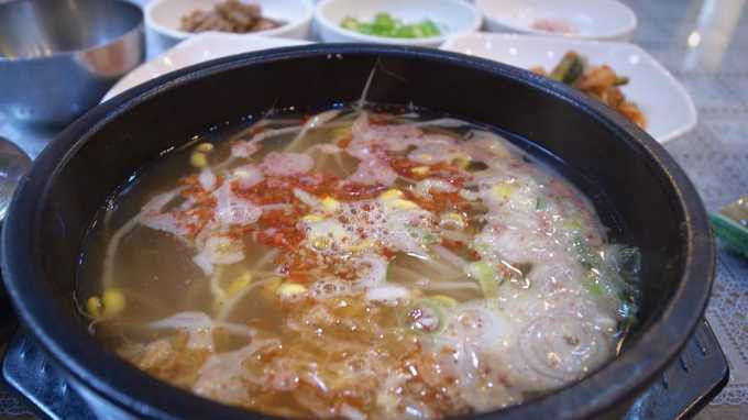 Kongnamul gukbap – món canh nổi tiếng tại Jeonju.