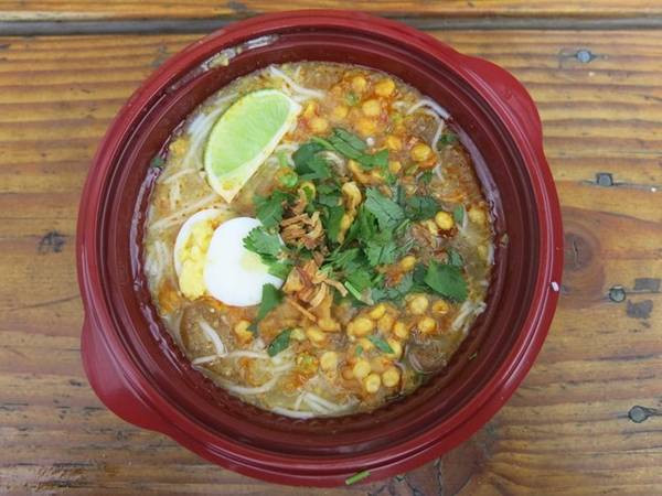 Mohingra là món mì phổ biến ở Myanmar