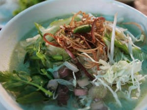 Nom banh chok