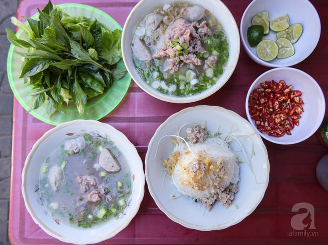 Nước lèo phở khô