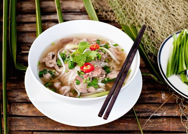 Phở bò viên vào top món ăn đường phố ngon nhất châu Á