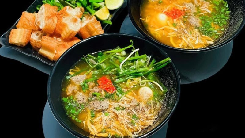 Khám phá hương vị bánh canh Hà Lan – Đặc sản nổi tiếng từ Đắk Lắk