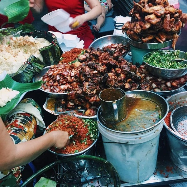 Xôi mặn đặc sắc tại Sài Gòn